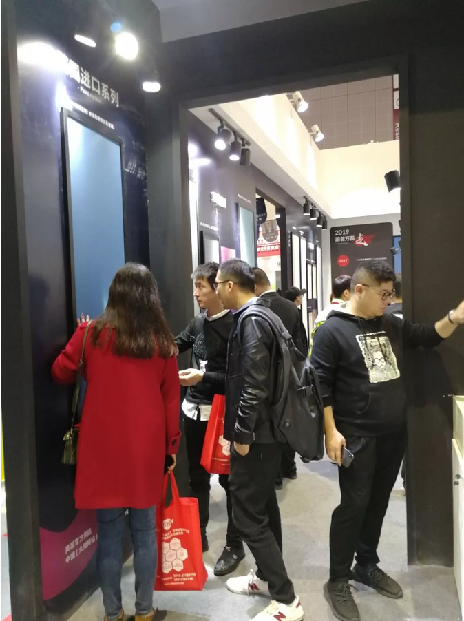 祝賀萬(wàn)磊 | 上海建博會(huì)首日，萬(wàn)磊獲TOP品牌之譽(yù)！